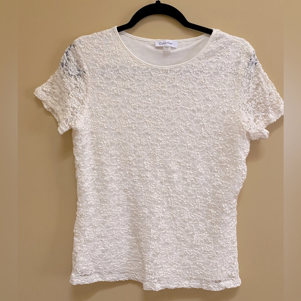 Calvin Klein small lace ivory top